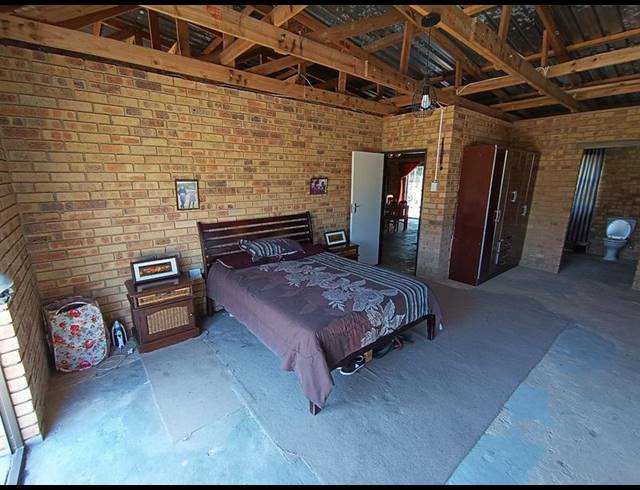 0 BEDROOM HOUSE FOR SALE IN VAALOEWER